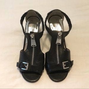 MICHAEL by MICHAEL KORS- size 6M black wedge